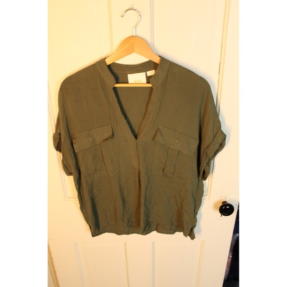Maeve by Anthropologie Tops - Maeve by Anthropologie Olive Green V-Neck Pocket Utility Shirt Top Medium